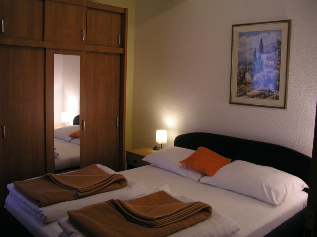 Aparthotel Pecic Gradac  Exterior foto