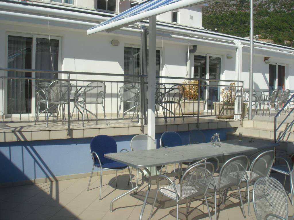 Aparthotel Pecic Gradac  Exterior foto