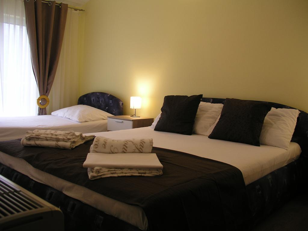 Aparthotel Pecic Gradac  Exterior foto
