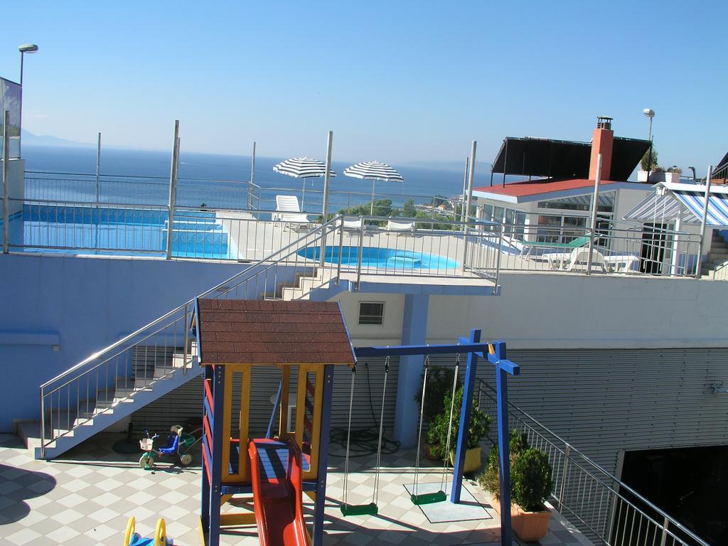 Aparthotel Pecic Gradac  Exterior foto