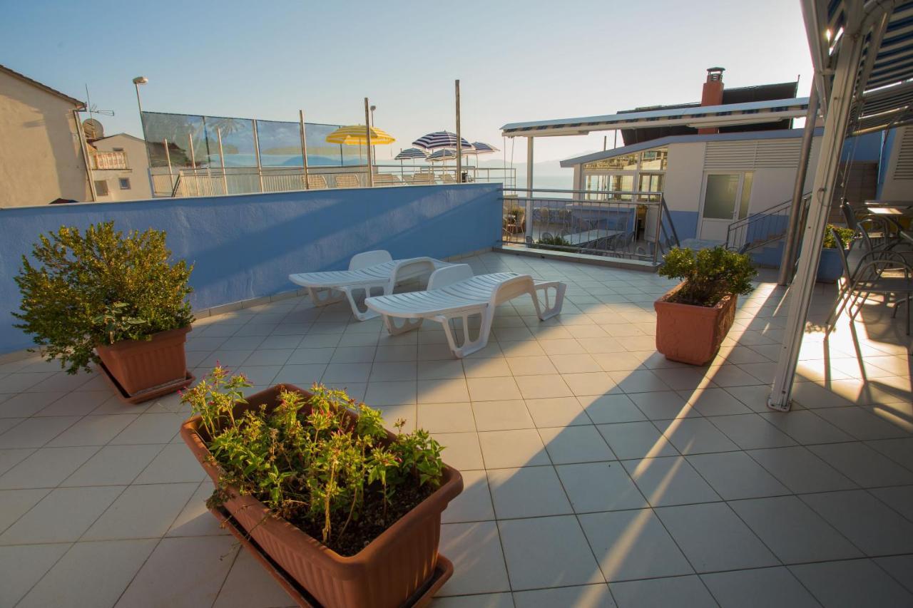 Aparthotel Pecic Gradac  Exterior foto