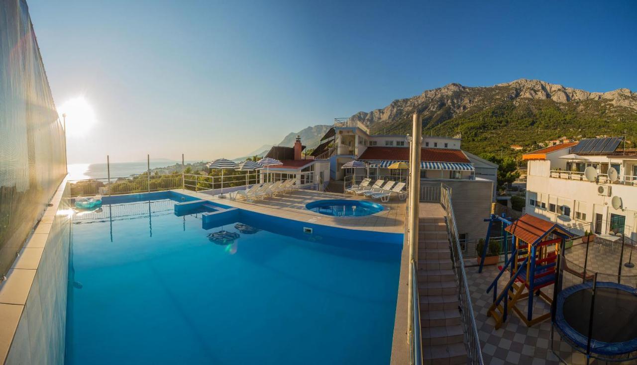 Aparthotel Pecic Gradac  Exterior foto